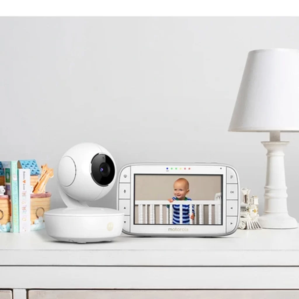 Le Babyphone avec surveillance vidéo modèle Motorola MBP 55